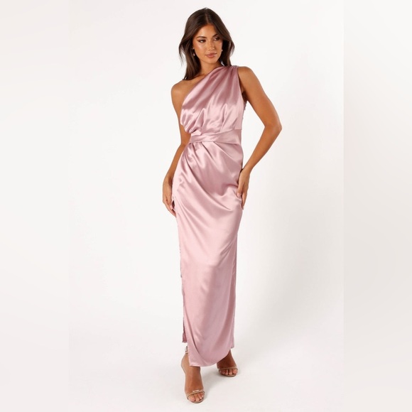 Petal & Pup Dresses & Skirts - Petal & pup satin single shoulder side slit maxi dress nwot